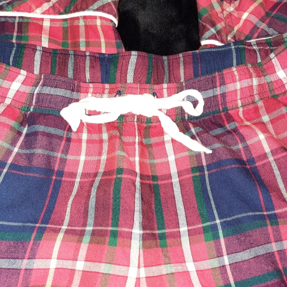 Vs Matching Flannel Pjs 😍 - Picture 10 of 10